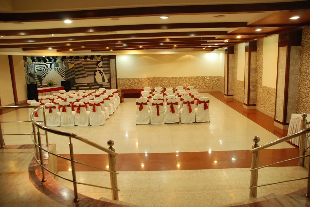 אגרה Hotel Ganga Ratan מראה חיצוני תמונה