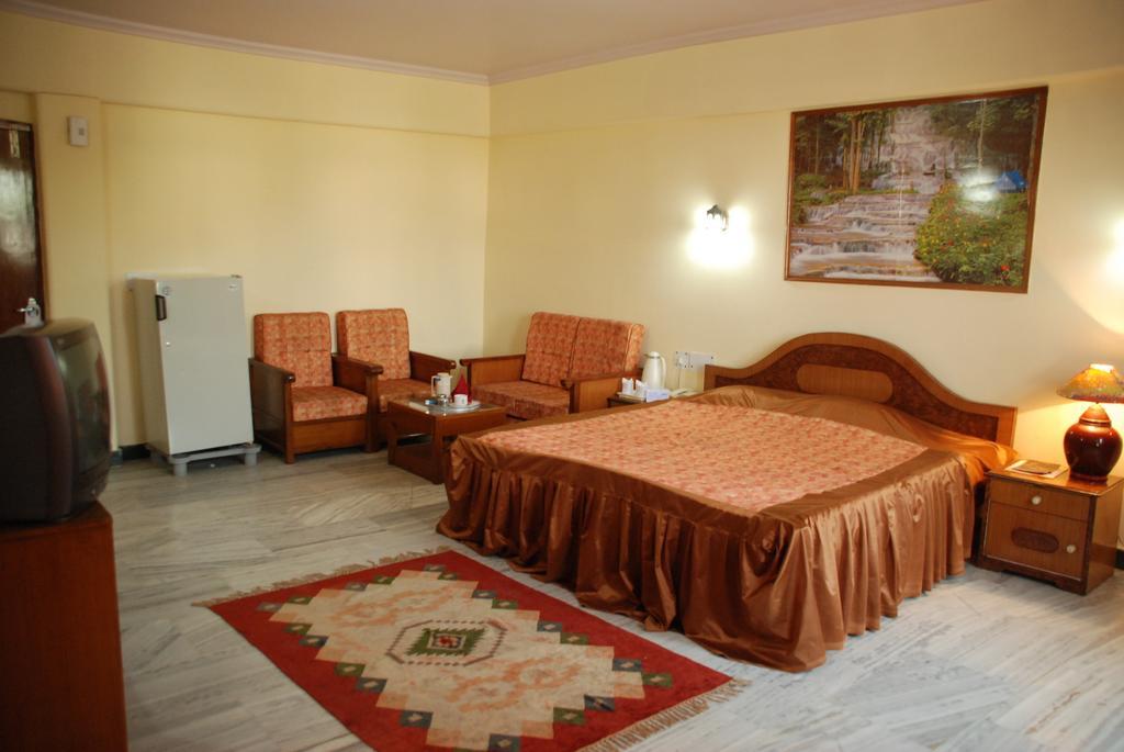 אגרה Hotel Ganga Ratan מראה חיצוני תמונה