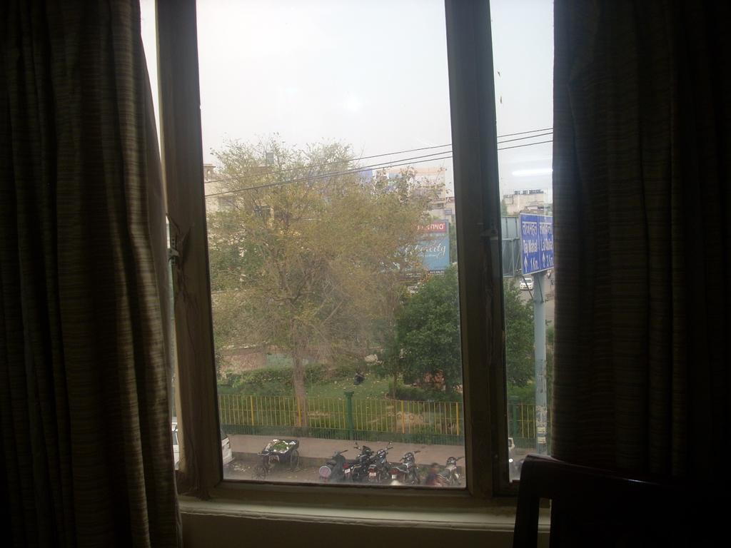 אגרה Hotel Ganga Ratan חדר תמונה