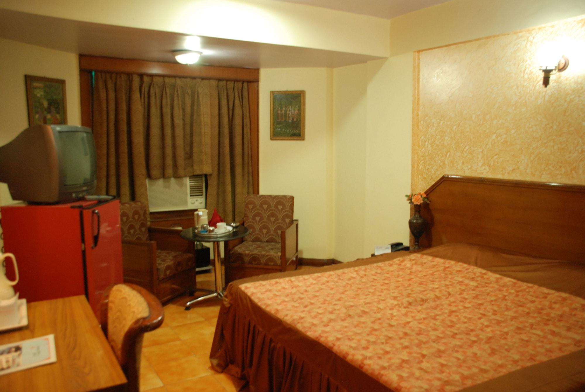 אגרה Hotel Ganga Ratan מראה חיצוני תמונה