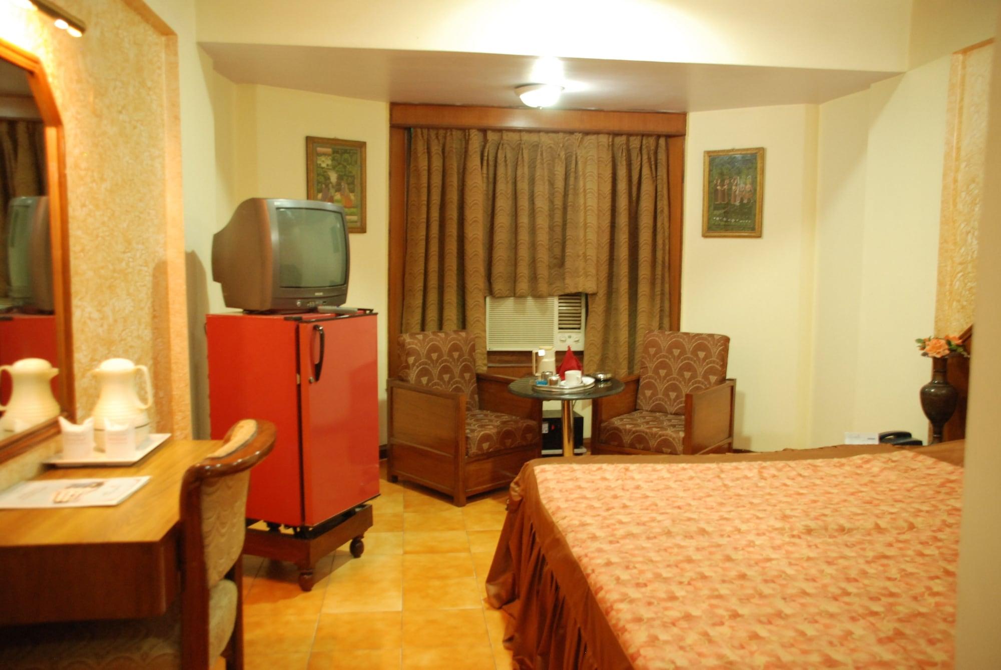 אגרה Hotel Ganga Ratan מראה חיצוני תמונה