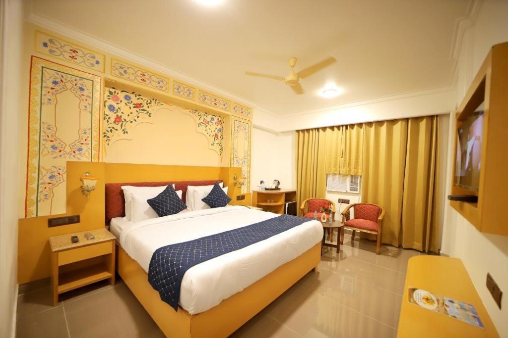 אגרה Hotel Ganga Ratan מראה חיצוני תמונה