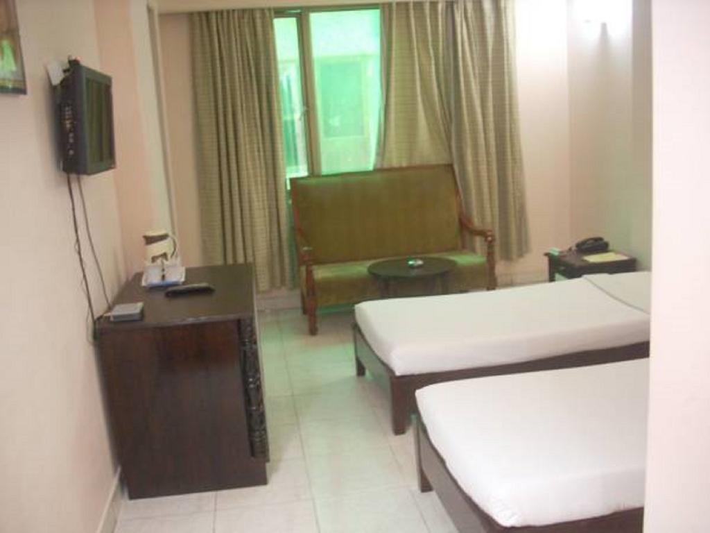 אגרה Hotel Ganga Ratan חדר תמונה