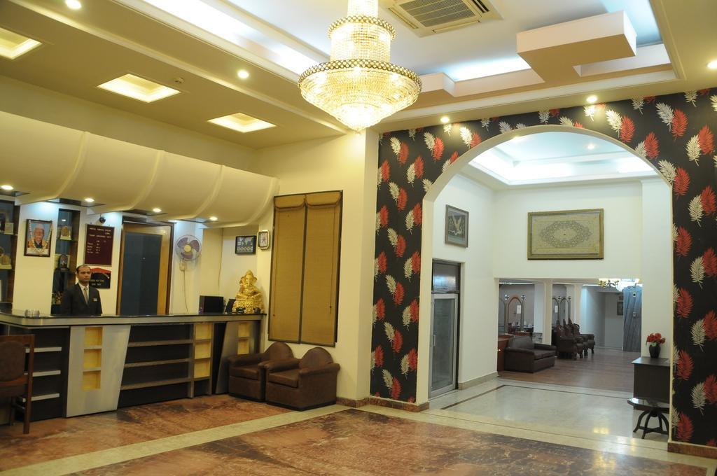 אגרה Hotel Ganga Ratan מראה חיצוני תמונה