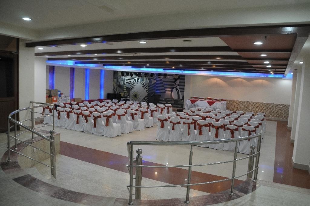 אגרה Hotel Ganga Ratan מראה חיצוני תמונה